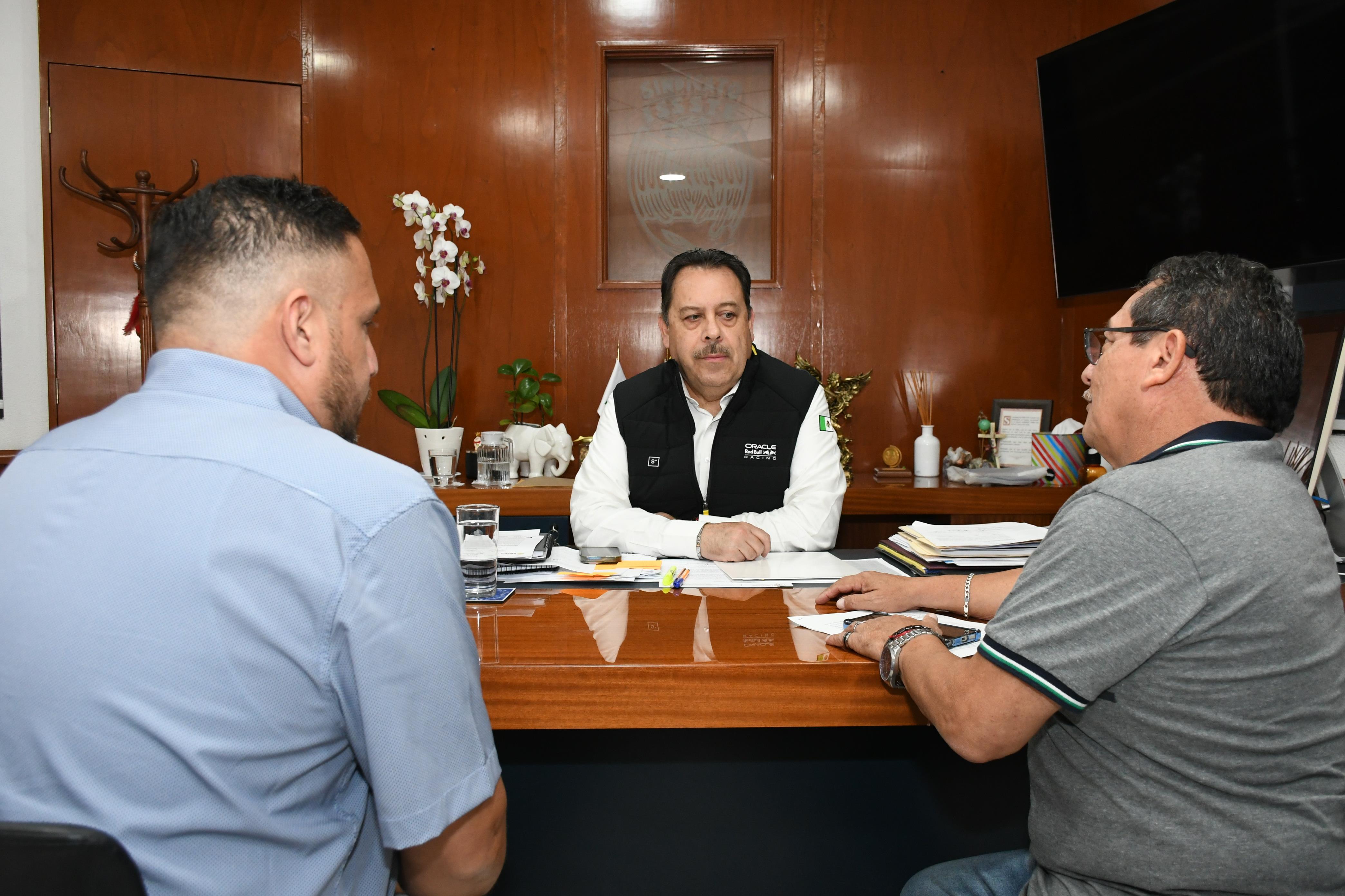 Visita de compañeros de Yucatan